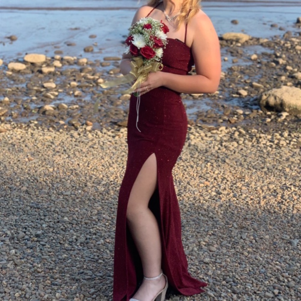 Prom/Formal Dress - Picture 2 of 4